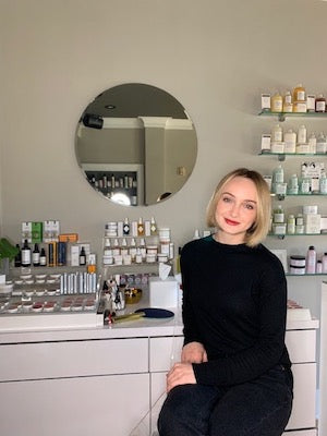 Makeup Artist Alicia Wheeler in salon 2/16